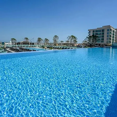 Infinity Panoramic Seaview Piscina And La Ultimul Etaj * Năvodari