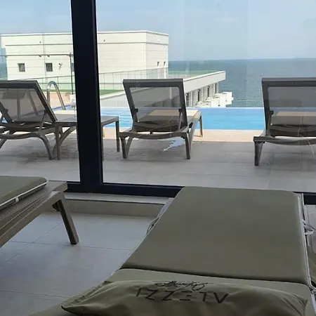 Infinity Panoramic Seaview Piscina And La Ultimul Etaj * Năvodari
